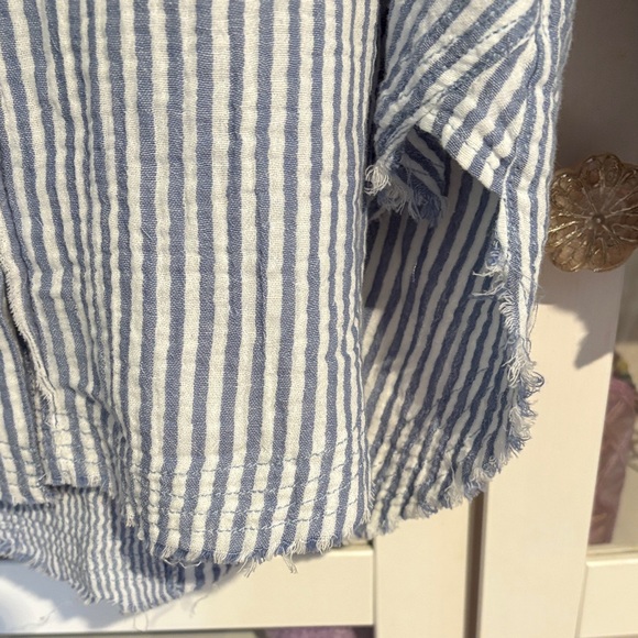 Torrid Festi Cotton Button Up Relaxed Tunic in Blue Stripe Size 1 - Picture 4 of 6